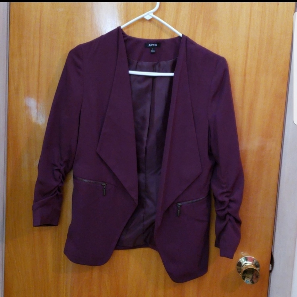 Apt 9 blazer
